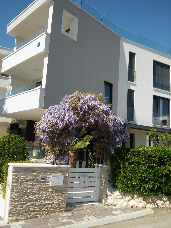 Opera 3 Lägenhet Zadar Exteriör bild